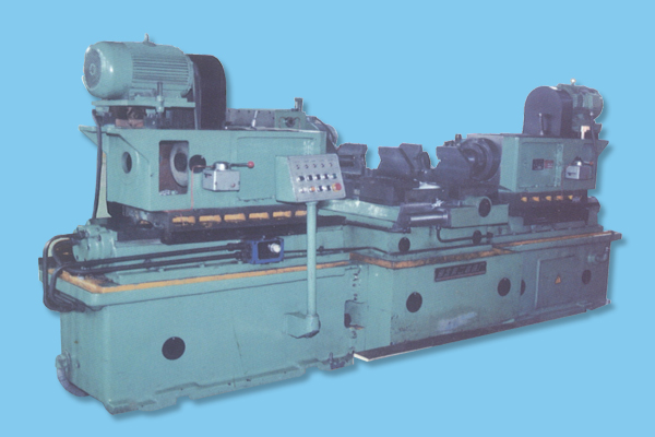 農用(yòng)車左右(yòu)半軸套(tào)管加工(gōng)組合機(ji)床