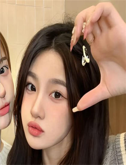 阳光下的我们与当代文化：时代精神与艺术表达的互动 认识文化多样性的价值